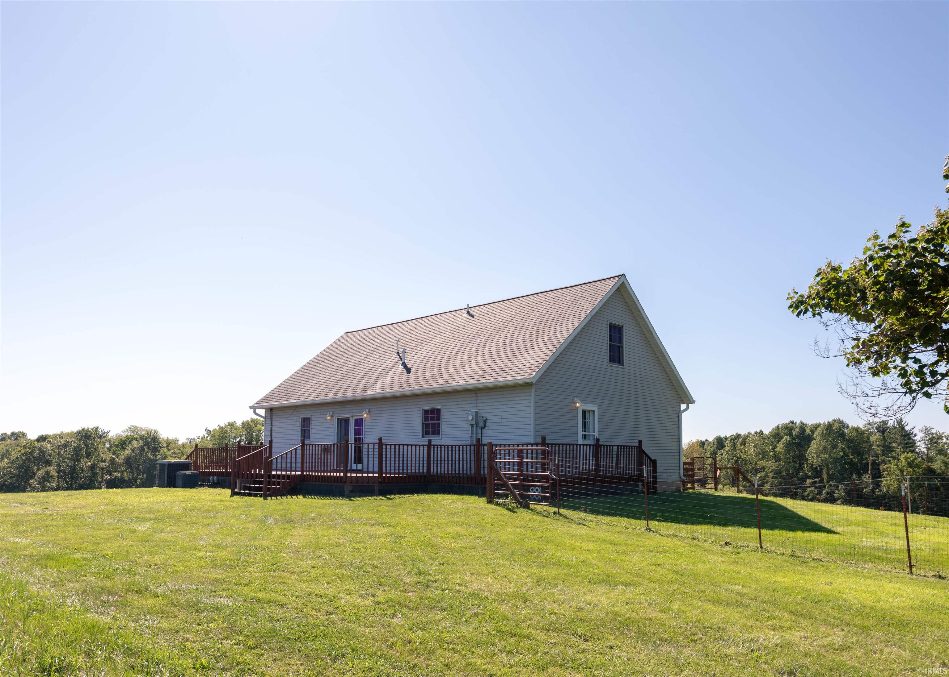 9470 West Carmichael Road Bloomington, IN 47403 - Photo 12 of 13 Gallery Image 12