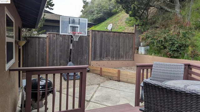 $5,300 | Sequoyah Highlands, Oakland, CA 94605