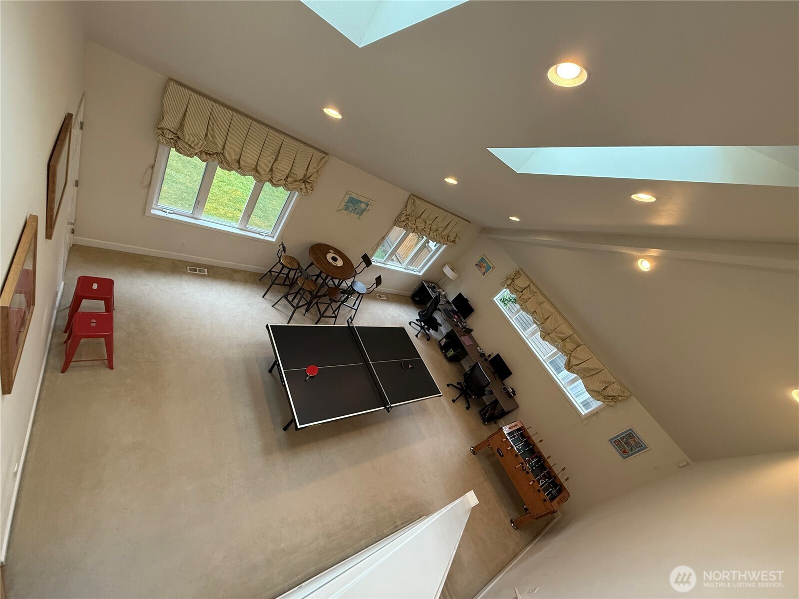 20933 37th Avenue Southeast Bothell, WA 98021 - Photo 10 of 26