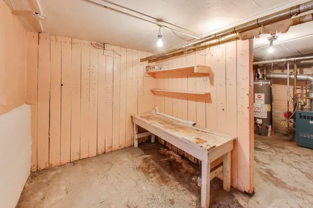 $350,000 | 1601 Sherman Place, Des Plaines, IL 60016