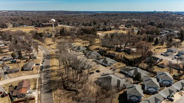 $245,000 | 1937 Cabernet Lane Northwest, Rochester, MN 55901