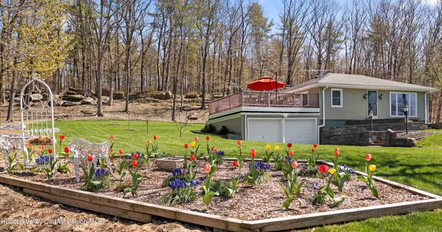 $415,000 | 412 Vosenkill Road, Athens, NY 12015