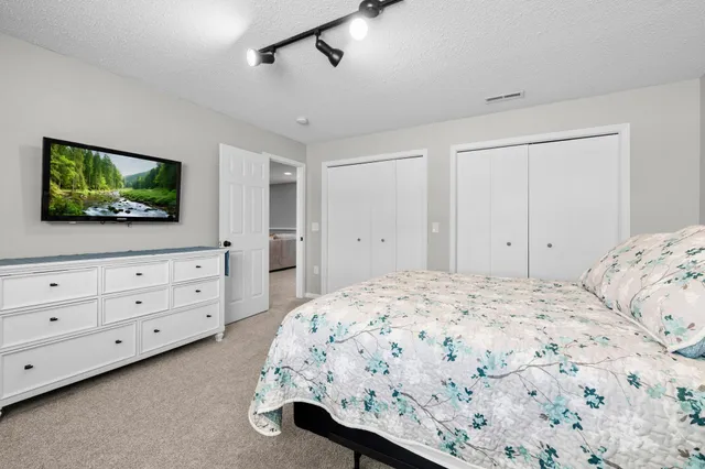 $385,000 | 20467 Gordon Lane, Big Lake, MN 55309