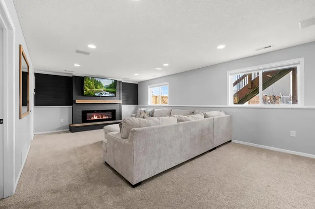 $385,000 | 20467 Gordon Lane, Big Lake, MN 55309