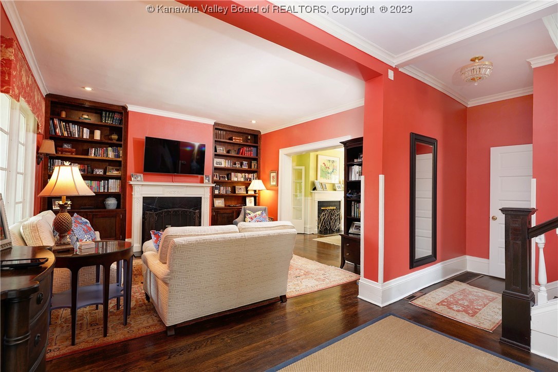 933 Ridgemont Road Charleston, WV 25314 - Photo 4 of 35 Gallery Image 4