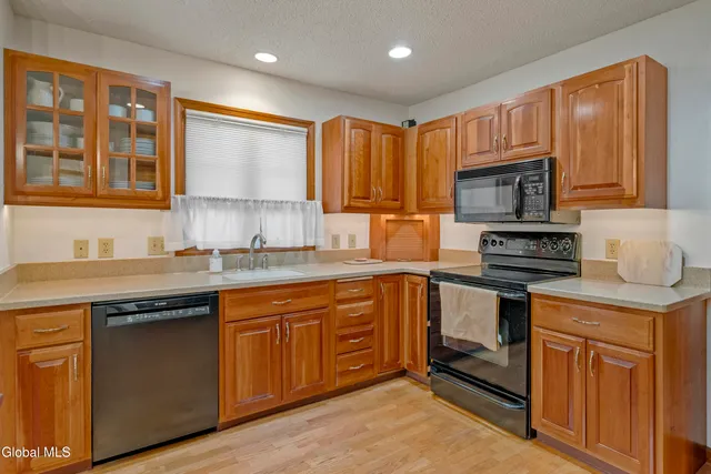 $409,000 | 22 York Road, Bethlehem, NY 12077