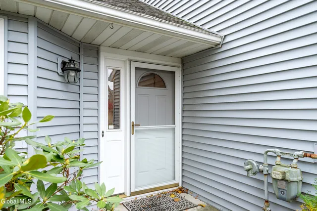 $409,000 | 22 York Road, Bethlehem, NY 12077