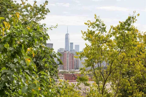 $289,000 | 164 Ogden Avenue, Unit 204, Jersey City, NJ 07307