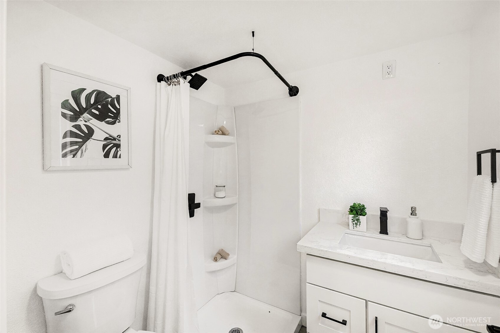 27831 Southeast 196th Place Maple Valley, WA 98038 - Photo 13 of 22