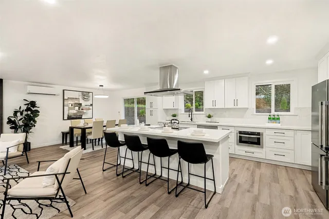 $950,000 | 27832 Southeast 196th Place, Maple Valley, WA 98038