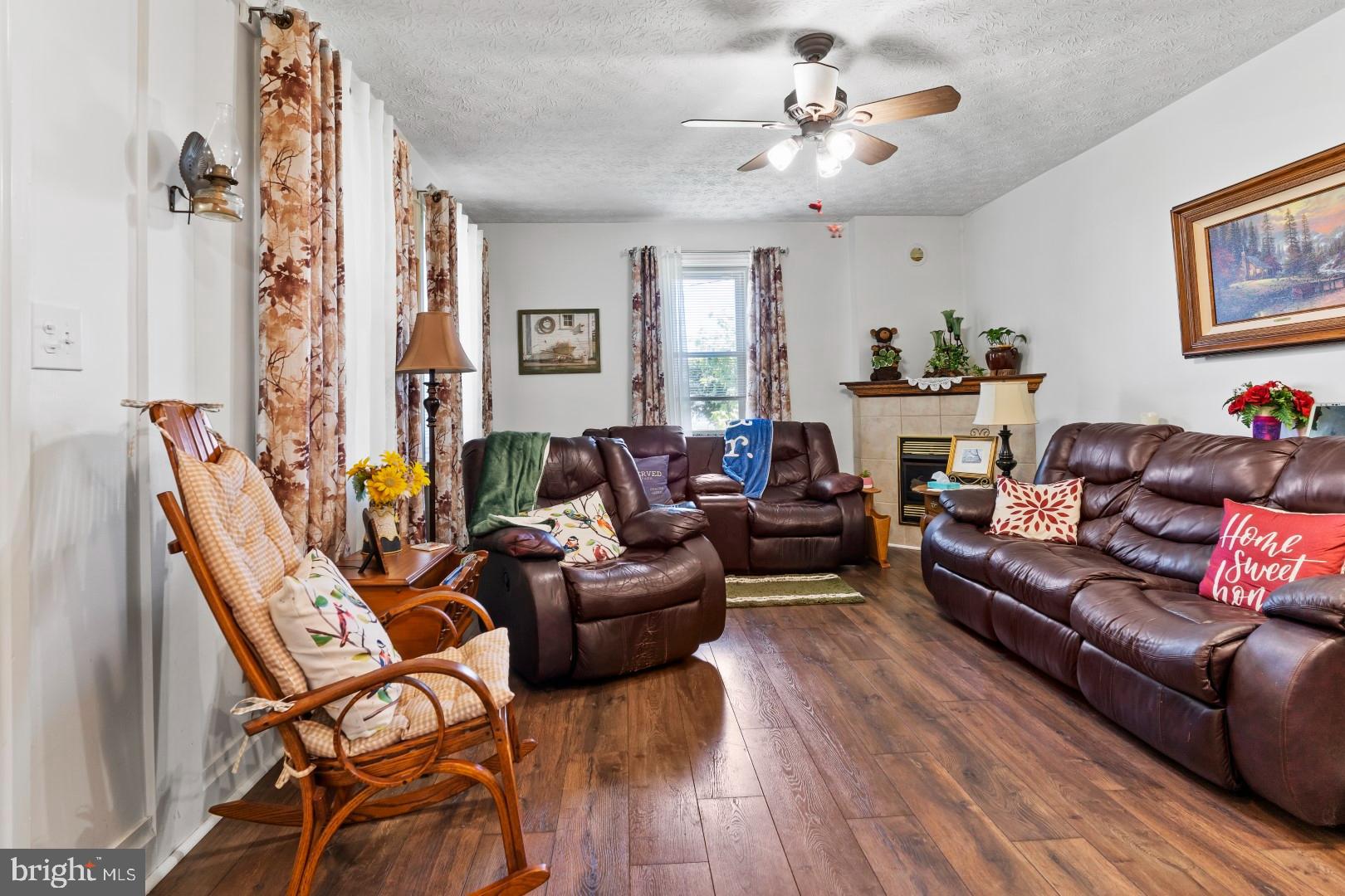 895 Eppley Road Mechanicsburg, PA 17055 - Photo 12 of 54