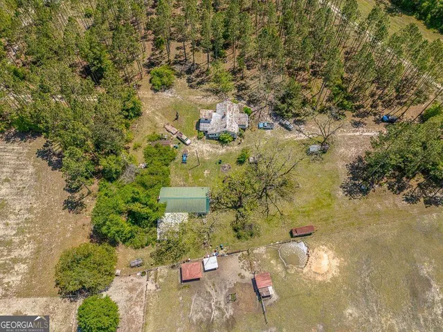 a view of lake background with houses