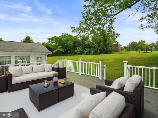 $675,000 | 6508 Pilgrims Cove, Derwood, MD 20855