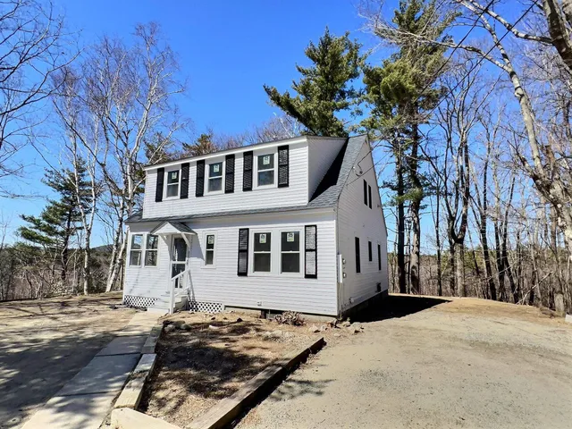 $597,000 | 1387 New Hampshire Rte 103, Newbury, NH 03255