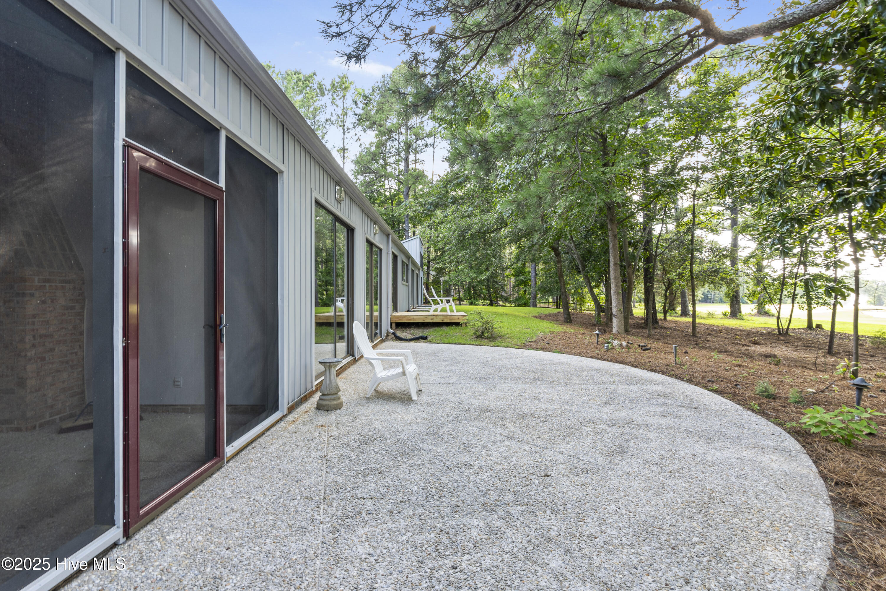 916 Rays Bridge Road Whispering Pines, NC 28327 - Photo 25 of 27 25
