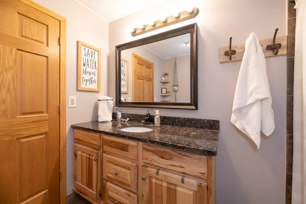 $278,000 | 59134 White Wood Drive, Mattawan, MI 49071