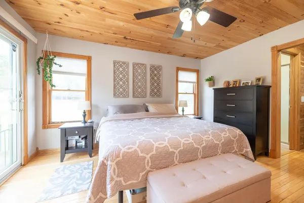 $278,000 | 59134 White Wood Drive, Mattawan, MI 49071