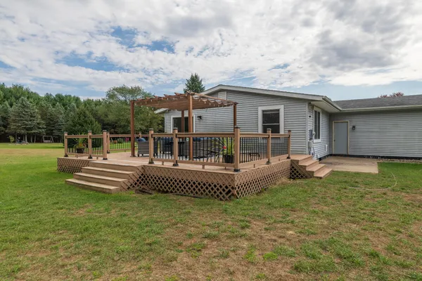 $278,000 | 59134 White Wood Drive, Mattawan, MI 49071