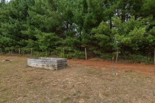 $278,000 | 59134 White Wood Drive, Mattawan, MI 49071