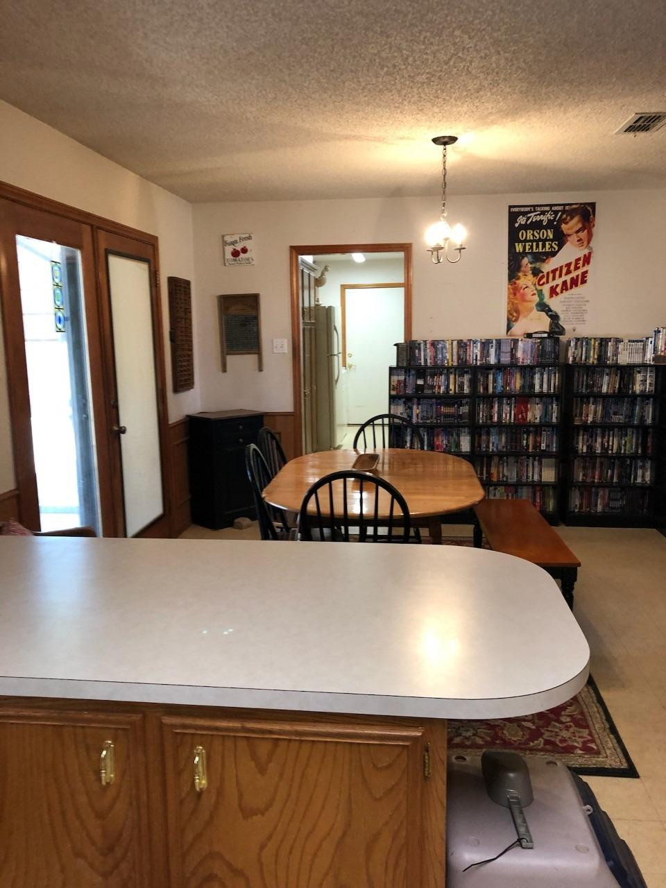 908 West 5th Street Post, TX 79356 - Photo 12 of 26 a living room with furniture