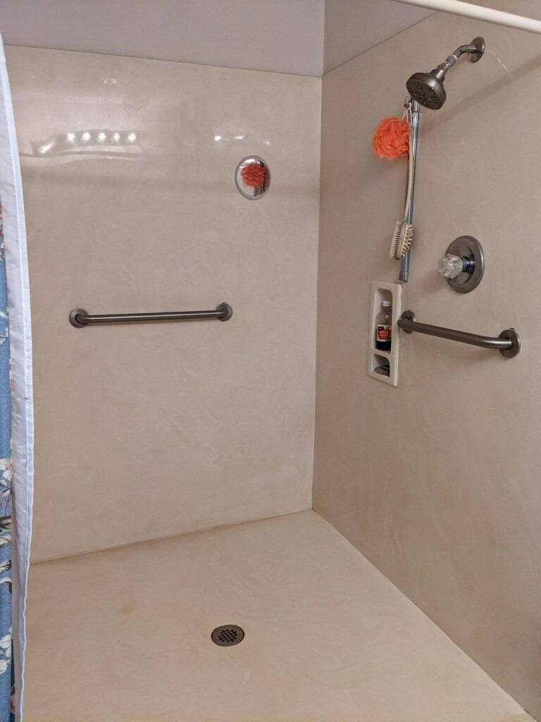 908 West 5th Street Post, TX 79356 - Photo 18 of 26 a bathroom with a shower