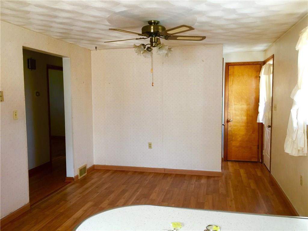 520 Springer Road Economy, PA 15042 - Photo 8 of 22