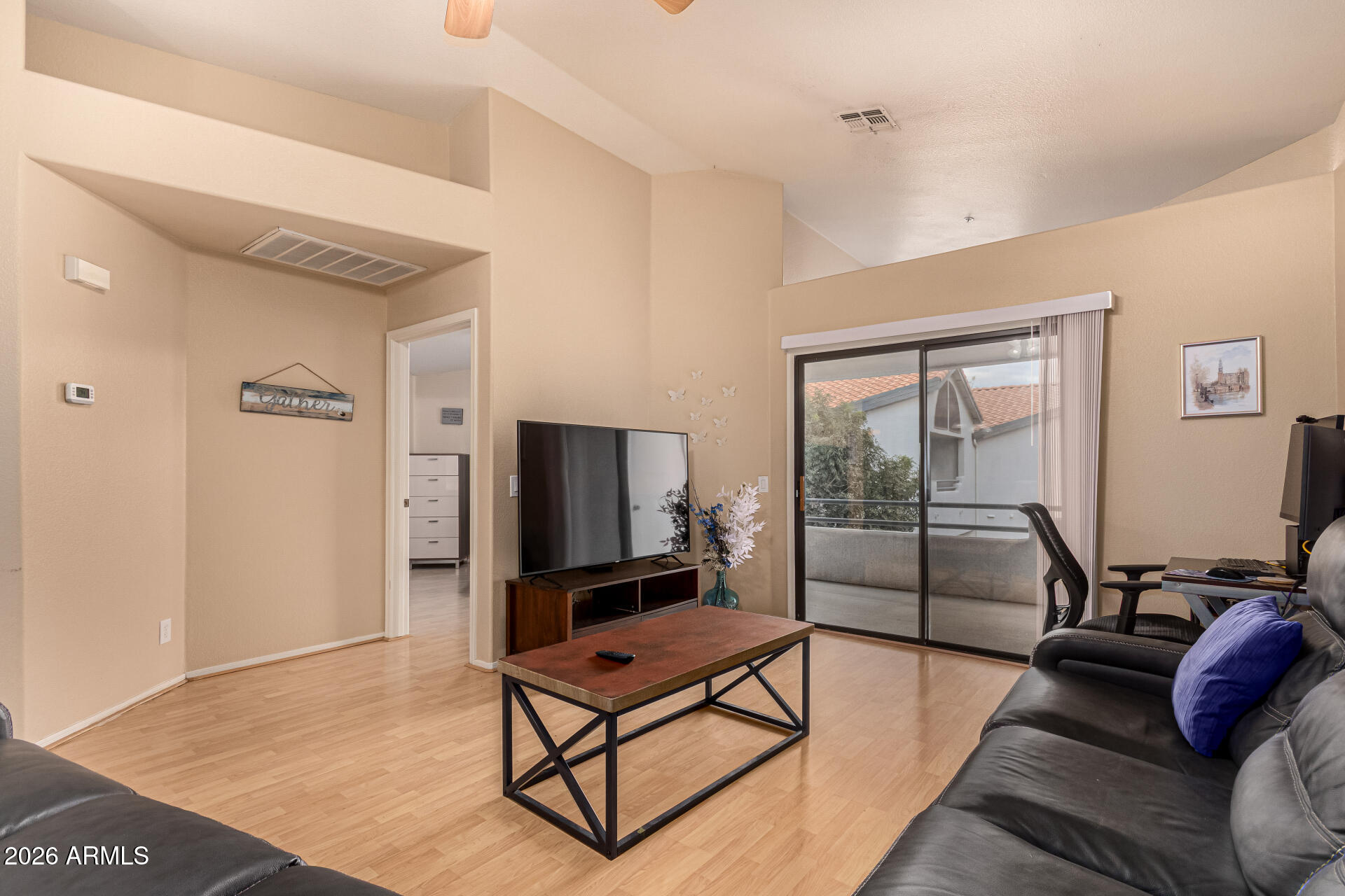 1800 West Elliot Road, Unit 227 Chandler, AZ 85224 - Photo 5 of 27 a living room with furniture