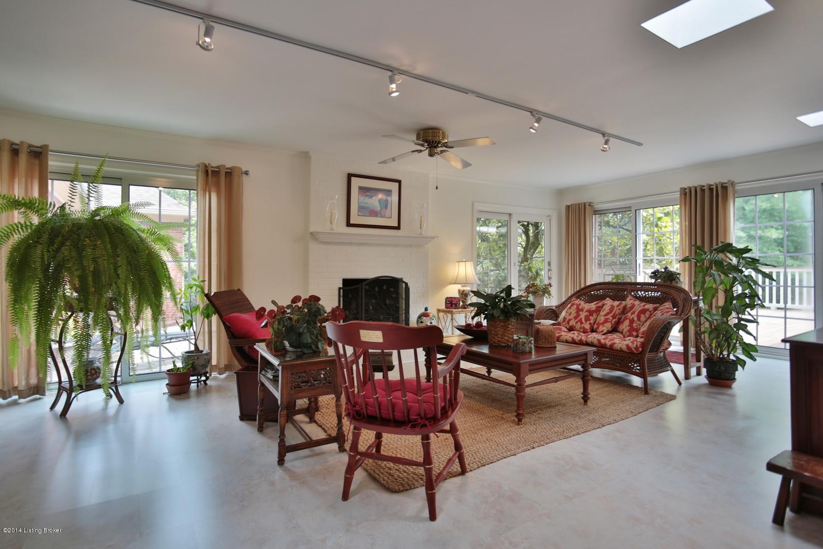 2103 High Ridge Road Louisville, KY 40207 - Photo 27 of 46 52