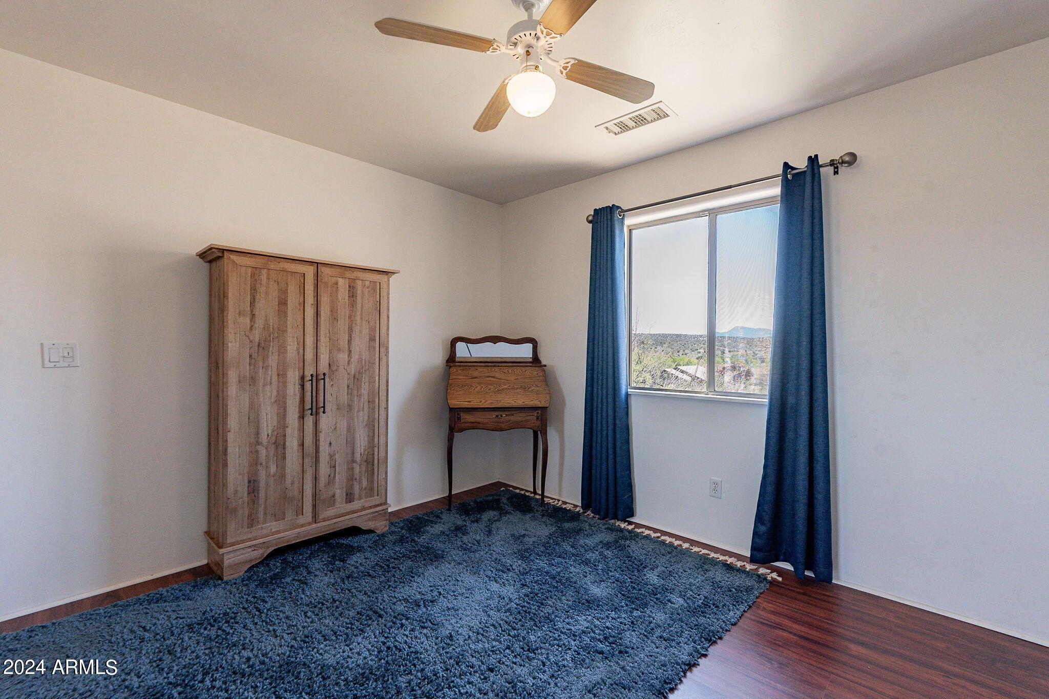 4490 Eagle Circle Rimrock, AZ 86335 - Photo 8 of 16 bedroom 2