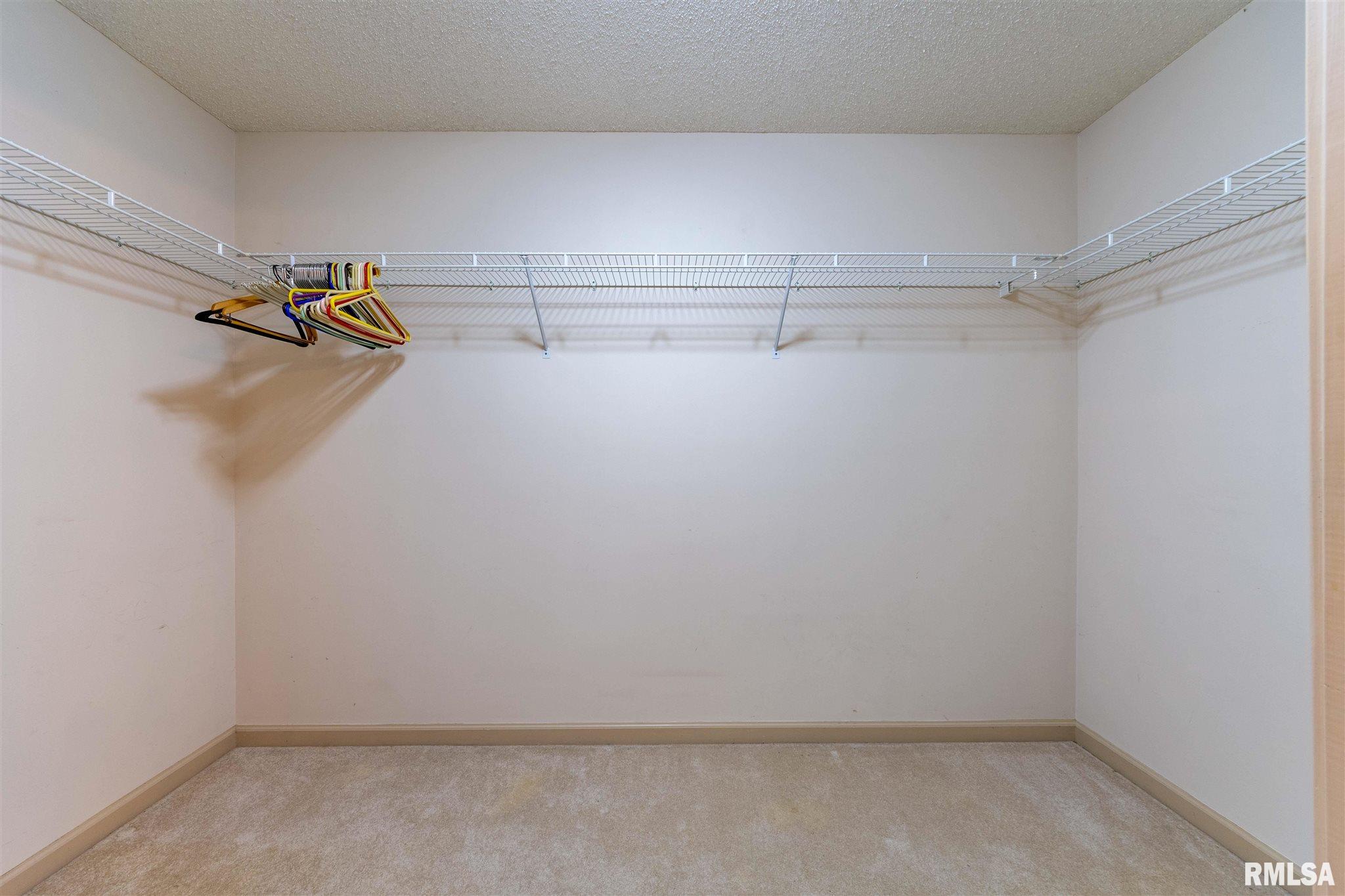 2701 Hickory Lane Marion, IL 62959 - Photo 16 of 35