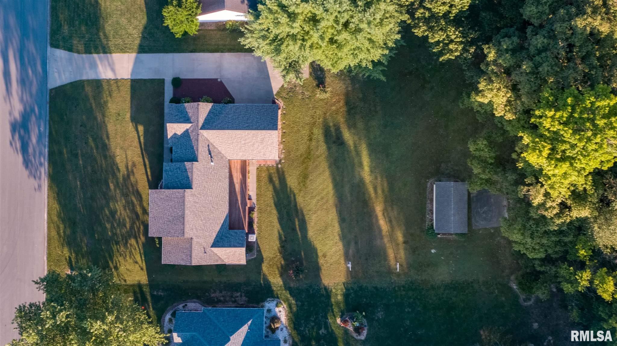 2701 Hickory Lane Marion, IL 62959 - Photo 28 of 35