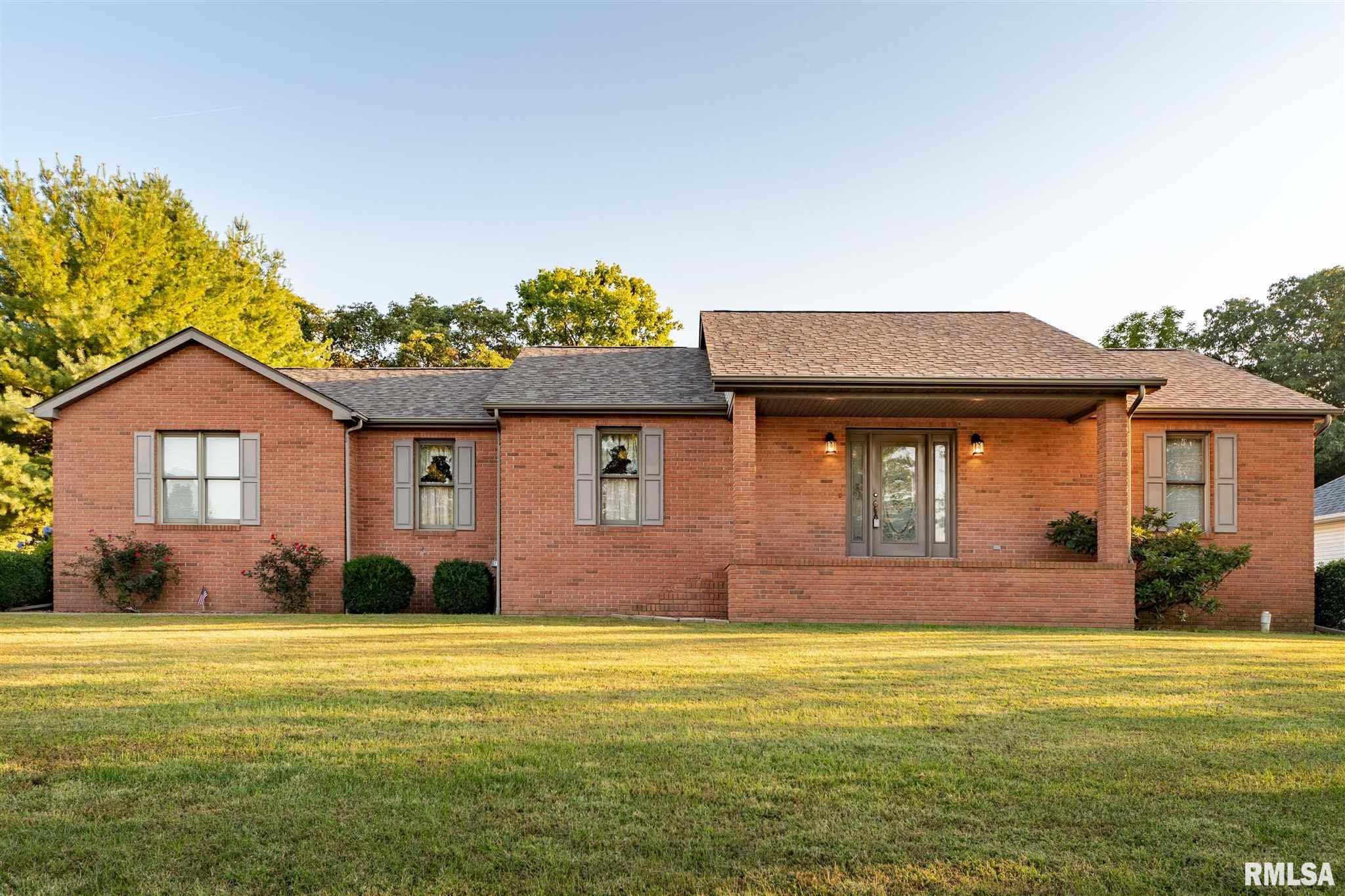 2701 Hickory Lane Marion, IL 62959 - Photo 33 of 35