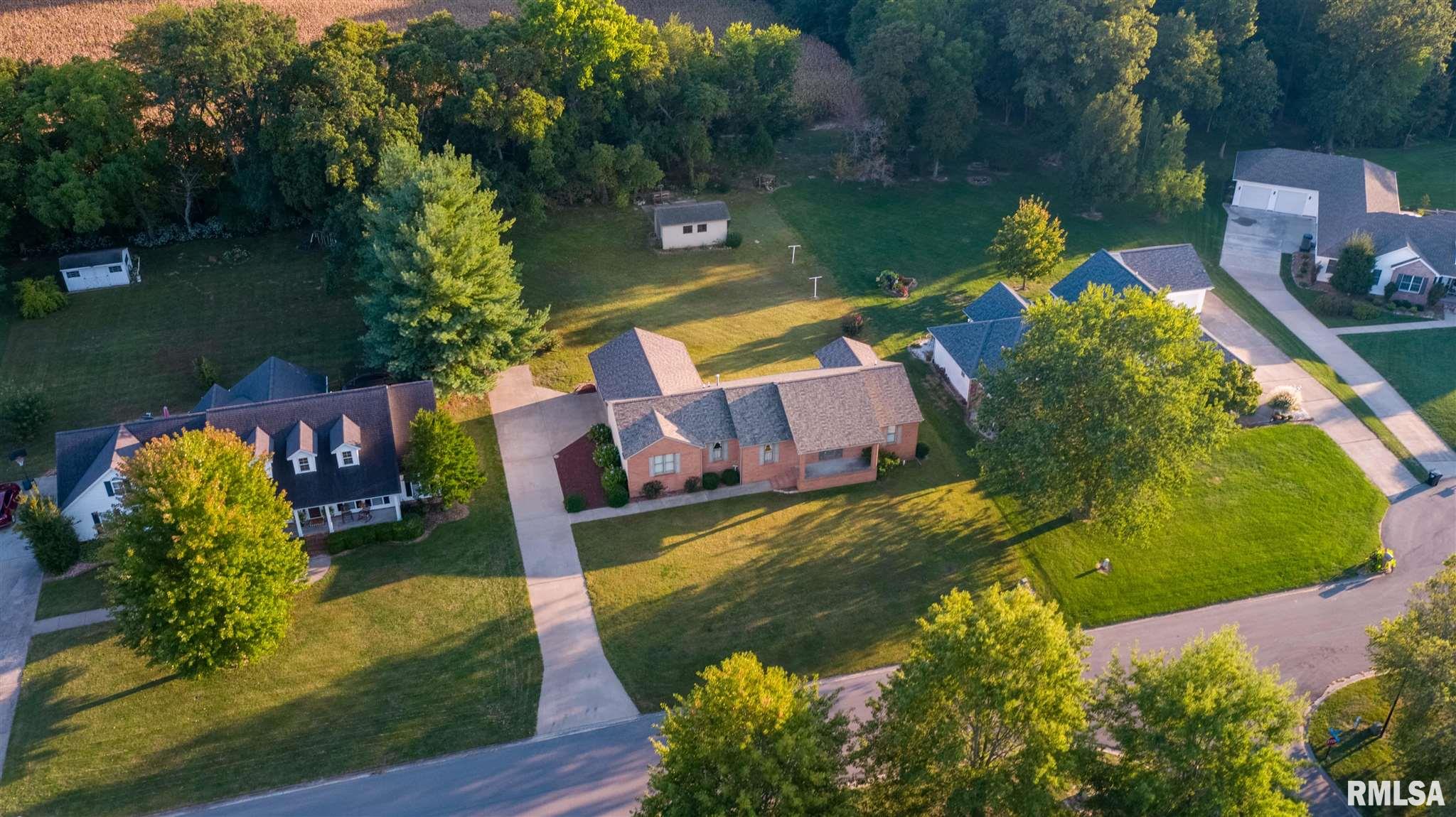 2701 Hickory Lane Marion, IL 62959 - Photo 34 of 35