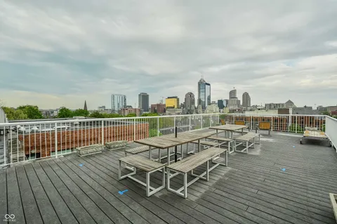 $325,000 | 430 North Park Avenue, Unit 201, Indianapolis, IN 46202