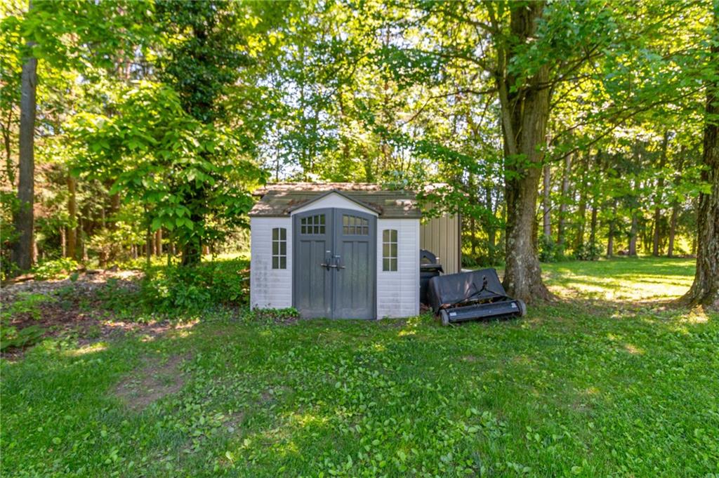 468 Cherokee Drive Butler, PA 16001 - Photo 38 of 49 Gallery Image 38