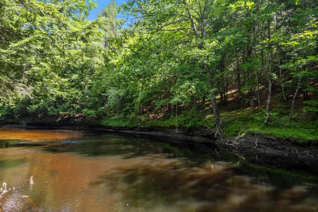 $135,000 | 8-3 Turner Street, Buckfield, ME 04220