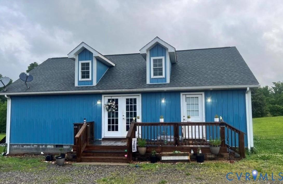 1151 Cartersville Road Cartersville, VA 23027 - Photo 13 of 14 a front view of a house with garden