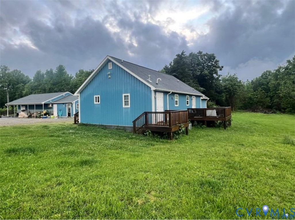 1151 Cartersville Road Cartersville, VA 23027 - Photo 14 of 14 a front view of a house with garden