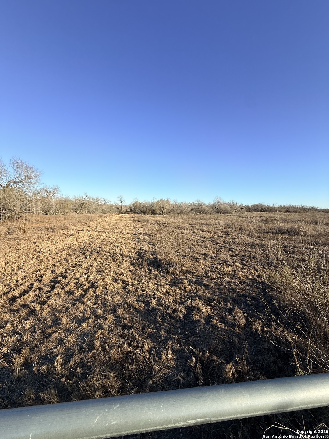 6093 Leal Road Pleasanton, TX 78064 - Photo 4 of 4 a view of city and ocean