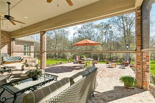 $1,100,000 | 518 Northwoods Drive, Abita Springs, LA 70420