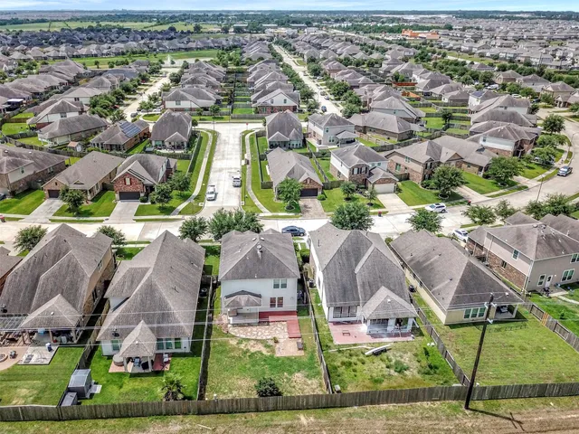 $299,900 | 5439 Baronet Drive, Katy, TX 77493