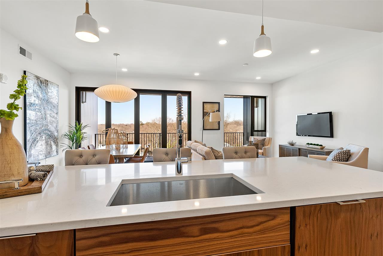 523 South West Street, Unit 411 Raleigh, NC 27601 - Photo 7 of 27 Photo 7