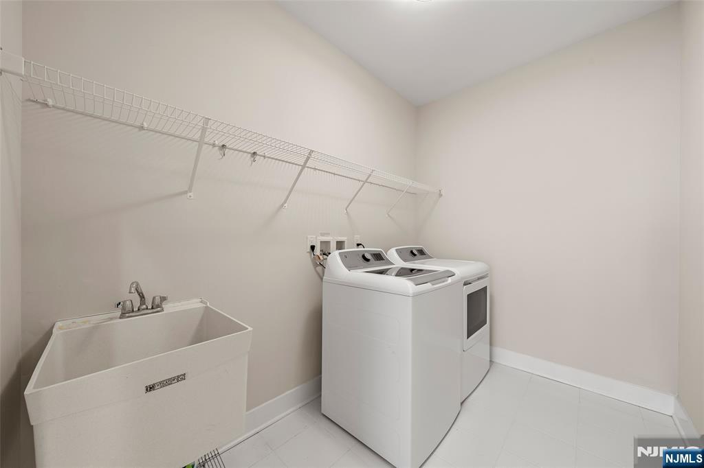 3 Azalea Lane Cedar Grove, NJ 07009 - Photo 28 of 39