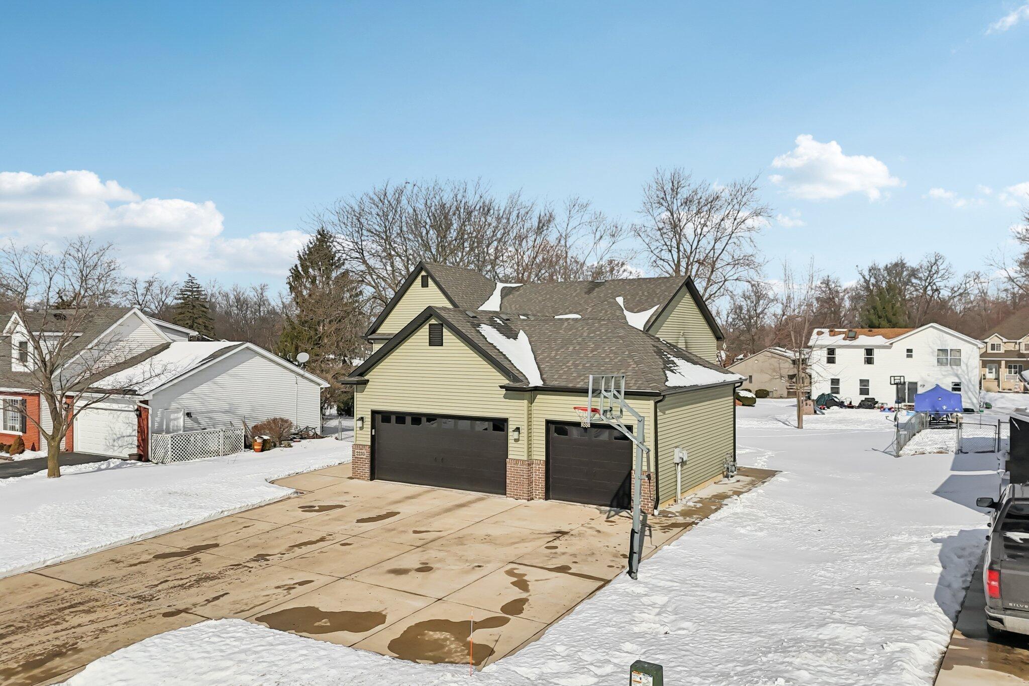 2235 Coldspring Road Crown Point, IN 46307 - Photo 38 of 49 2048x1365