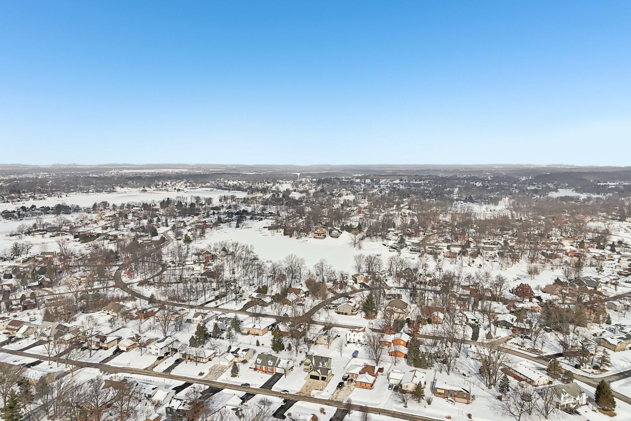 2235 Coldspring Road Crown Point, IN 46307 - Photo 42 of 49 2048x1365