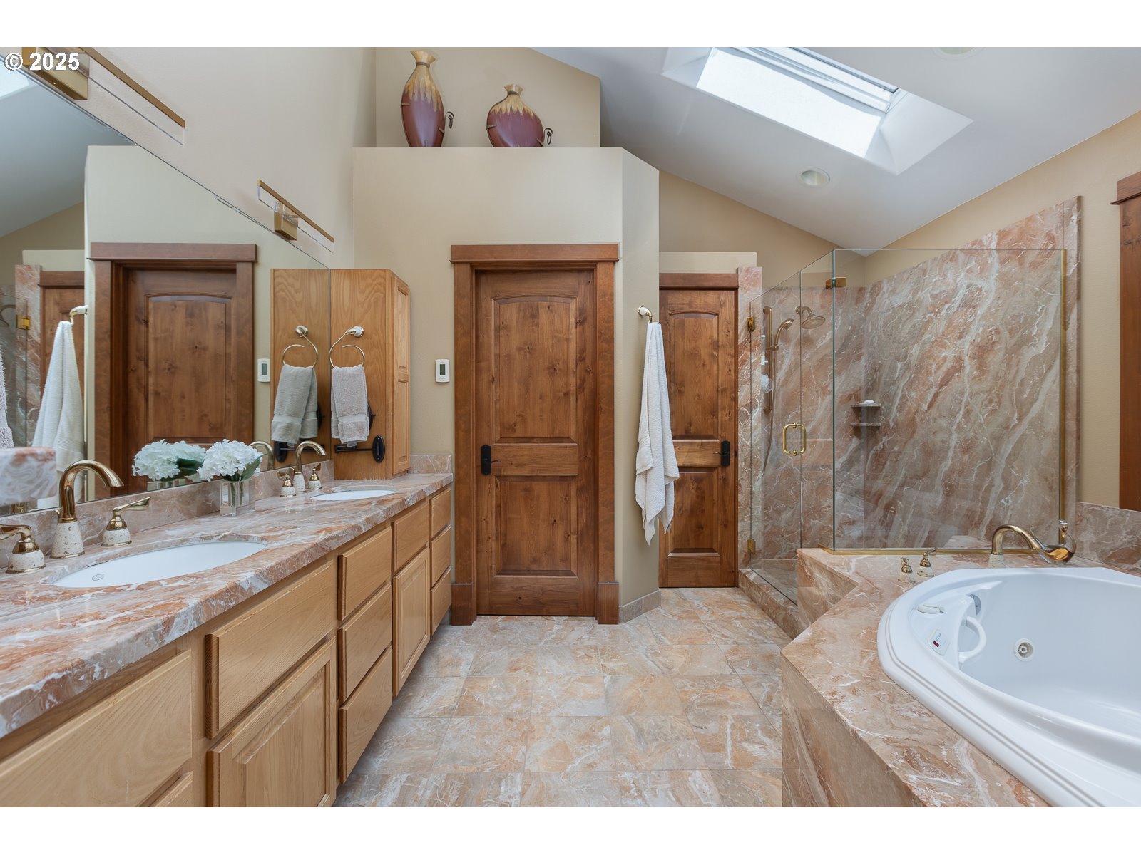 15570 Condor Road Cloverdale, OR 97112 - Photo 14 of 48