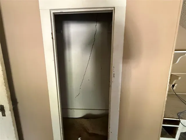 $205,000 | 125 North Washington Street, Farmersville, TX 75442