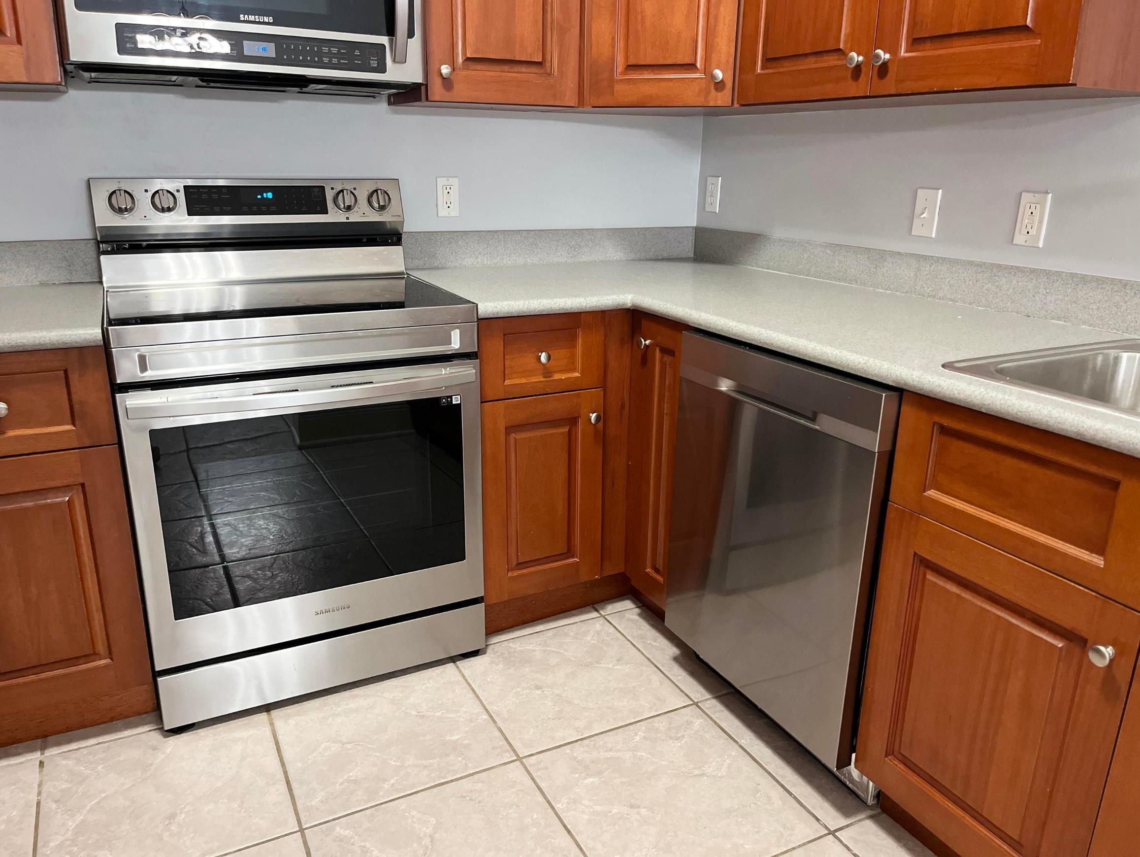 1575 Paul Russell Road, Unit 2504 Tallahassee, FL 32301 - Photo 5 of 27