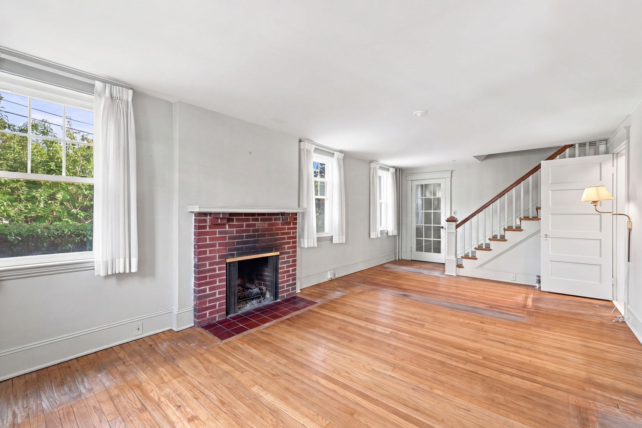 5 Weston Road Marblehead, MA 01945 - Photo 7 of 24 Gallery Image 7