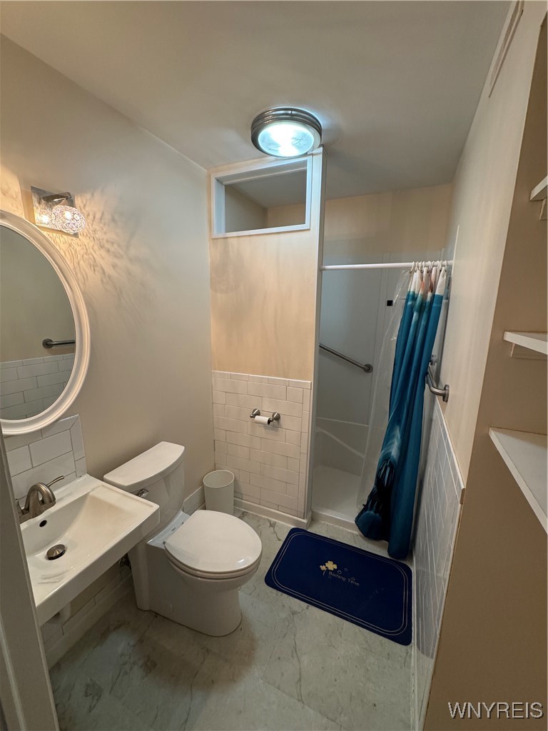 6553 Vermont Hill Road Wales, NY 14139 - Photo 19 of 50 first floor bedroom full bath